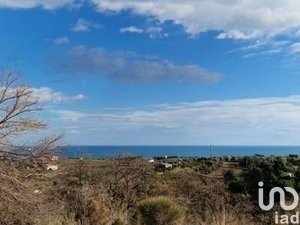 Moradia em Cupra Marittima