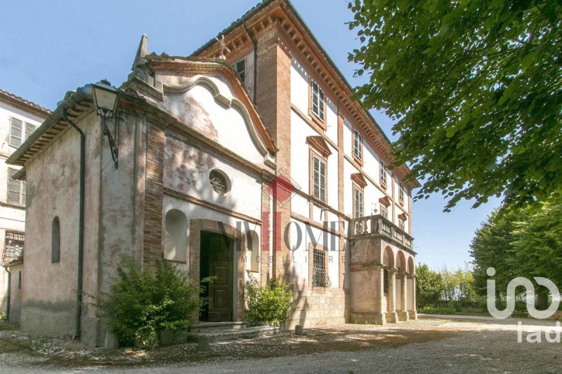 奇维泰拉-德尔特龙托公寓