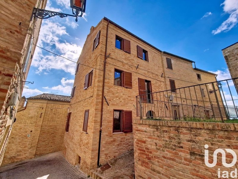 Palácio em Castignano