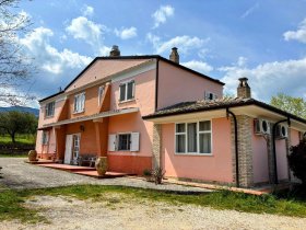 Villa en Biccari