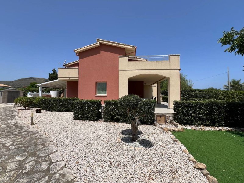 戈尔福海堡别墅