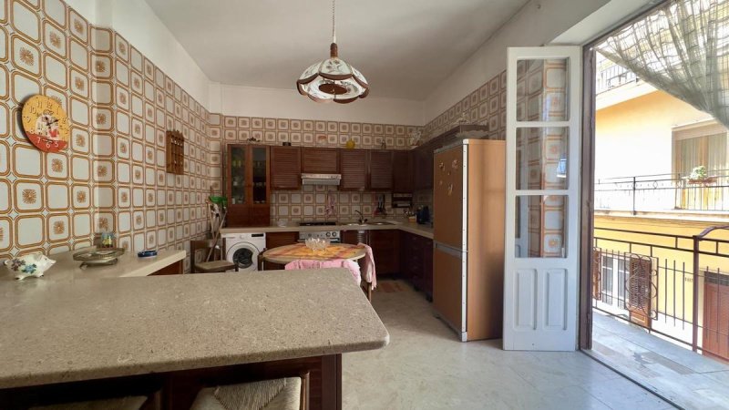 巴莱斯特拉泰历史性公寓