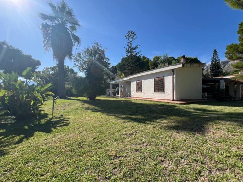 Villa in Castellammare del Golfo