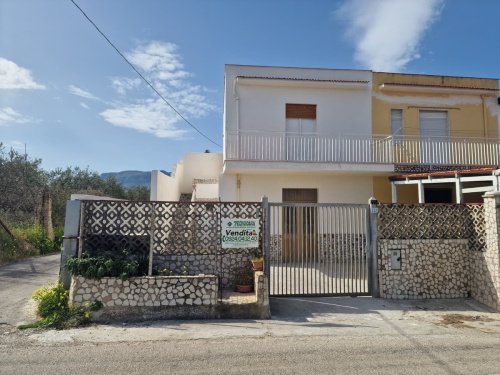 Maison individuelle à Alcamo