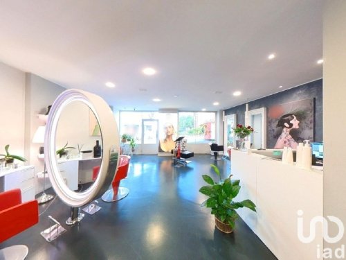 Коммерческая недвижимость в Мантуя