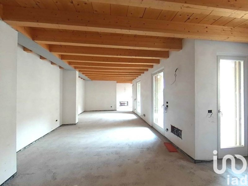 Apartamento em Mântua