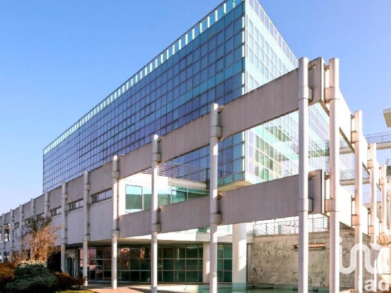 Zakelijk onroerend goed in Curtatone