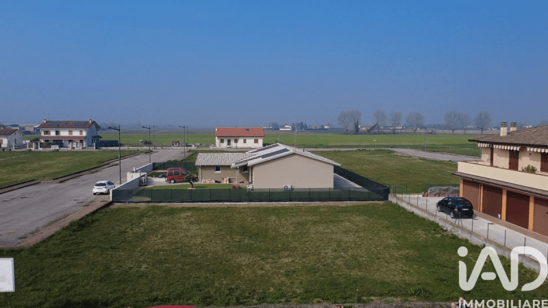 Building plot in Roncoferraro