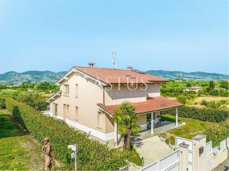 Вилла в Лампореккьо