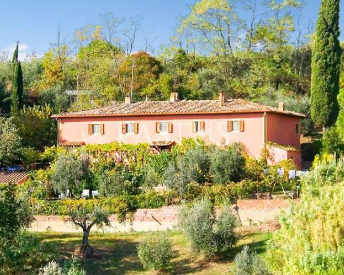 Отдельно стоящий дом в Чертальдо