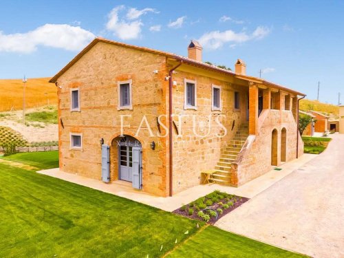 Klein huisje op het platteland in Pienza