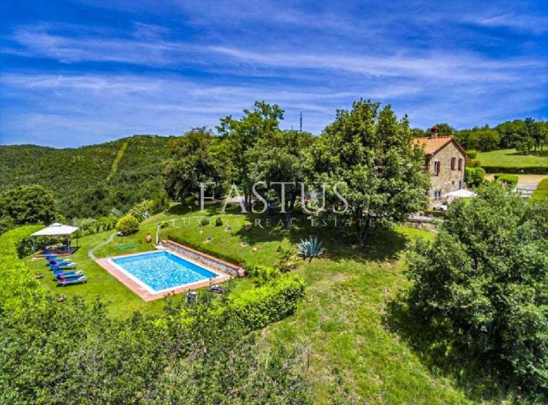 Farmhouse in Civitella in Val di Chiana