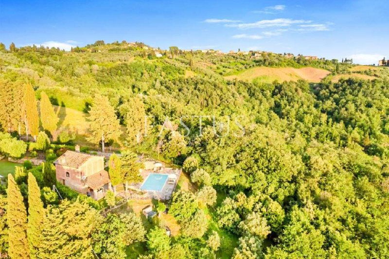 Farmhouse in Volterra