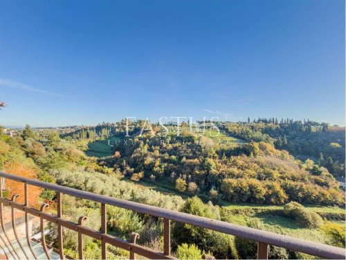 Apartment in San Miniato