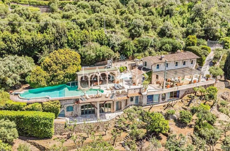 Villa in Pietrasanta