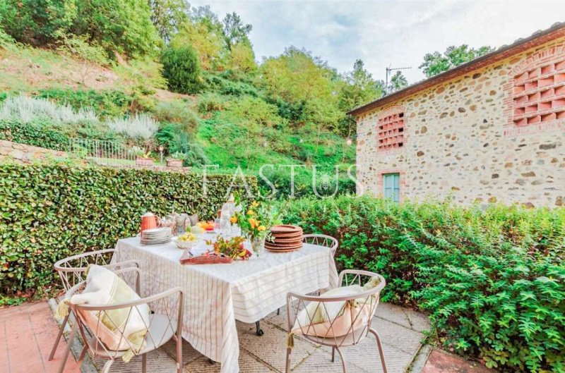 Villa in Lamporecchio