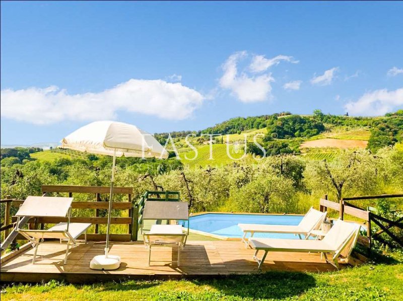 Farmhouse in Gambassi Terme