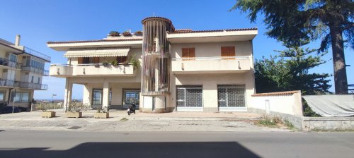 Zakelijk onroerend goed in Capo d'Orlando