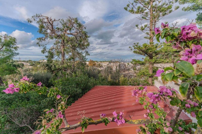 Вилла в Полиньяно-а-Маре