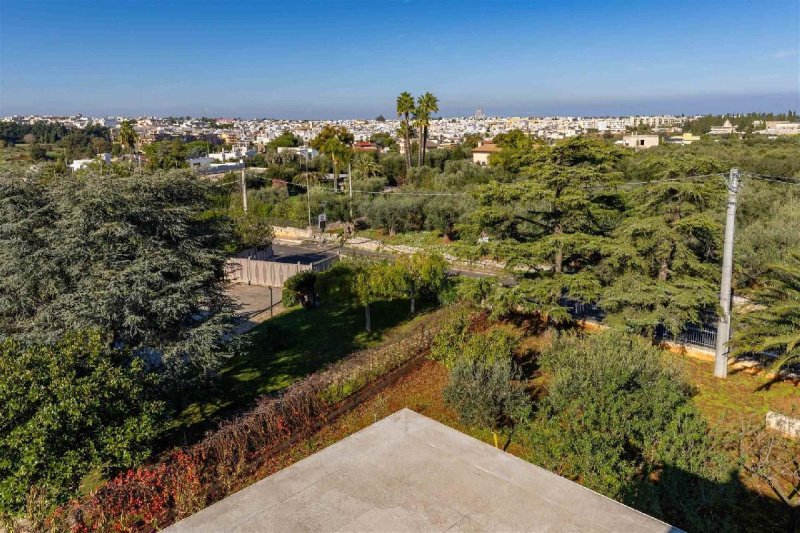 卡斯特拉纳格罗泰独立公寓