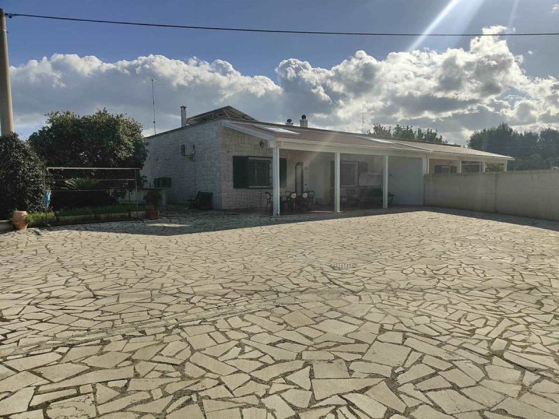 Moradia em Monopoli