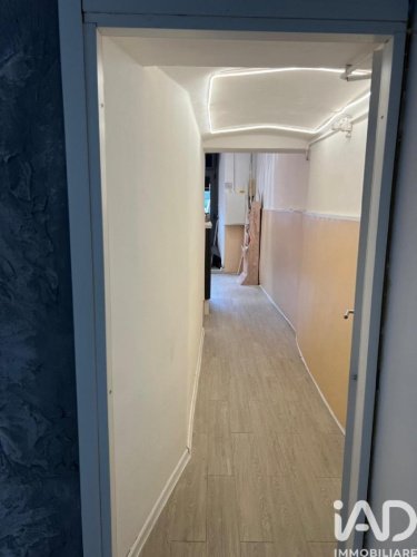 Commercial property in Genoa