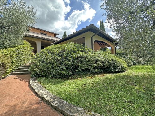 Villa in Prato