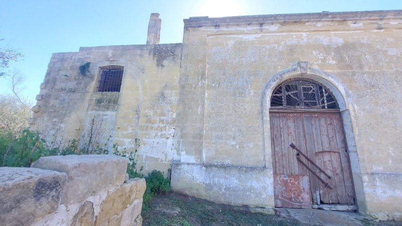 Farmhouse in Vernole