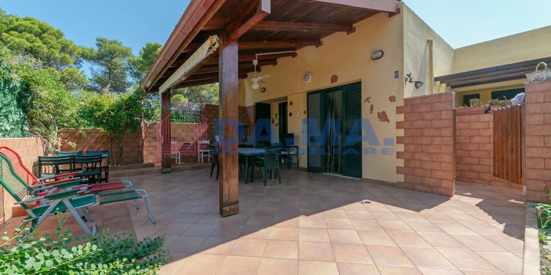 Maison mitoyenne à Melendugno