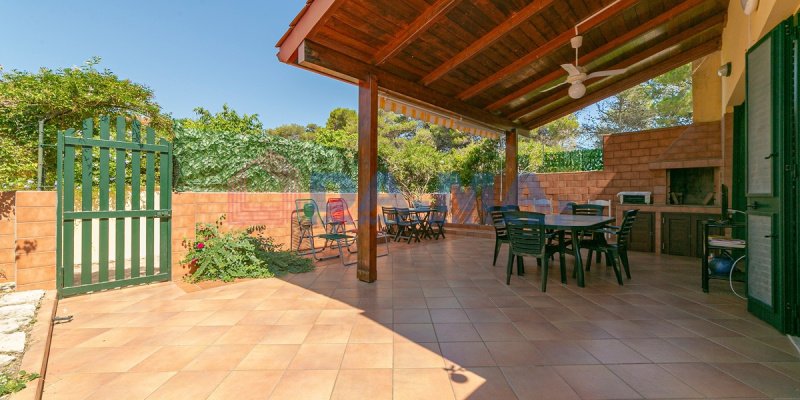 Maison mitoyenne à Melendugno