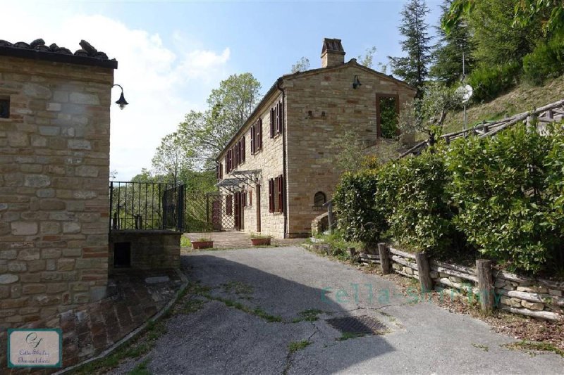 Дом в Монтельпаро