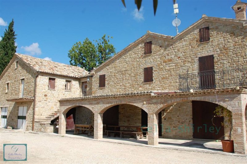 Casa a San Severino Marche