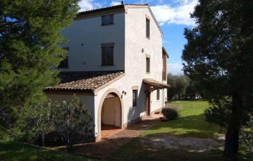 Вилла в Сант'Эльпидио-а-Маре