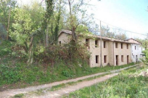 Дом в Амандола