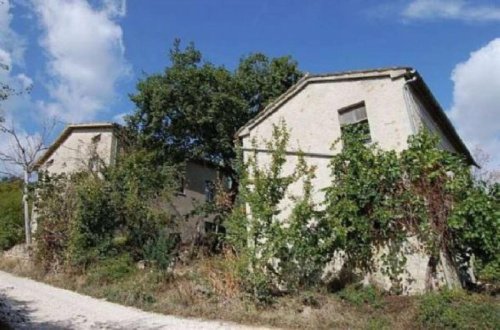 Отдельно стоящий дом в Сарнано