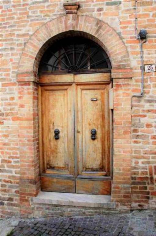 Maison jumelée à Montalto delle Marche