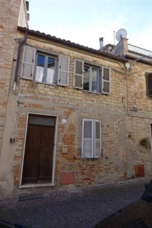 Особняк из двух квартир в Монтединове