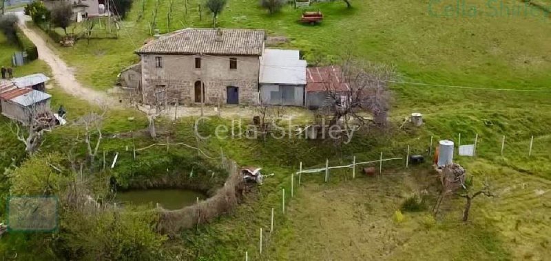 Casa independente em Venarotta