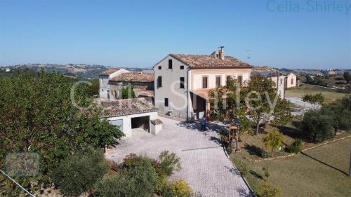 Casa em Sant'Angelo in Pontano