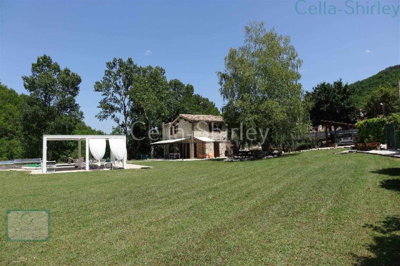 萨尔纳诺独栋房屋