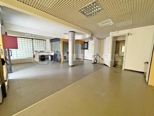 Commercial property in Caneva