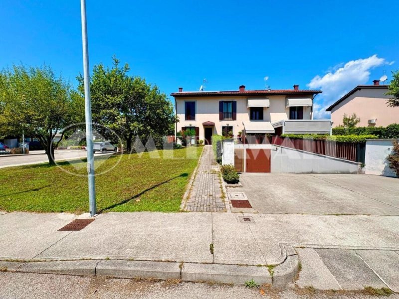Haus in Roveredo in Piano