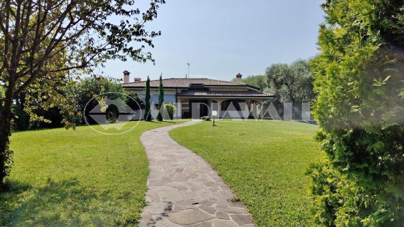 Villa in Azzano Decimo