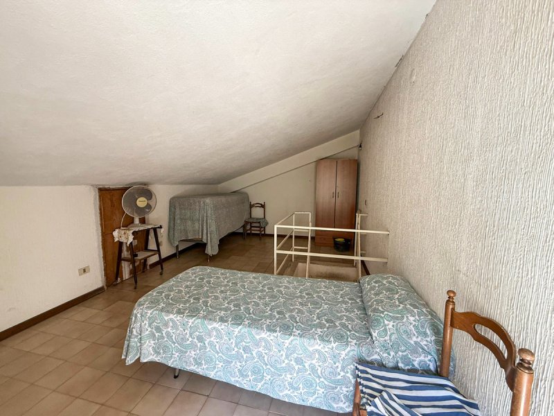 Apartment in Falconara Albanese