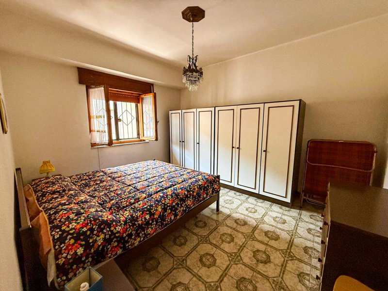 Apartamento en Falconara Albanese