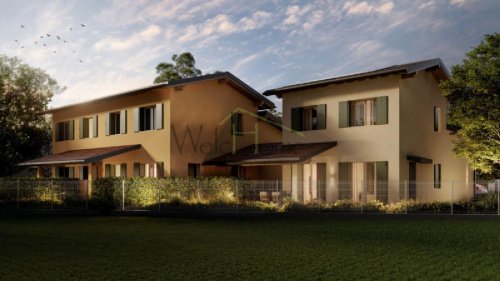 Herenhuis in Albese con Cassano