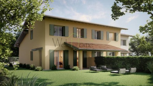 Herenhuis in Albese con Cassano