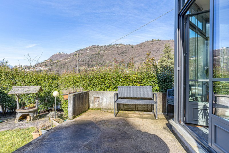 Villa in Como