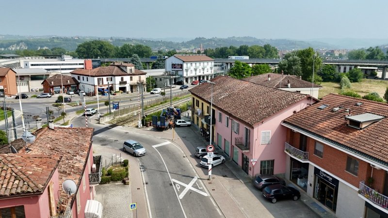 Крыша/земля в Альба