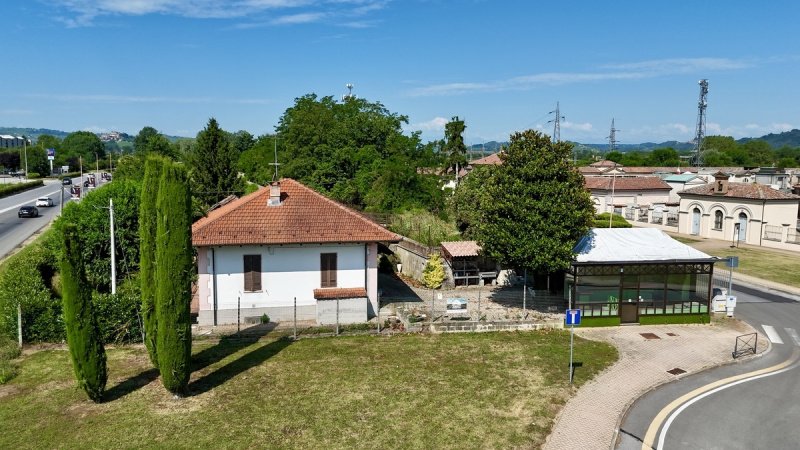 Особняк в Альба